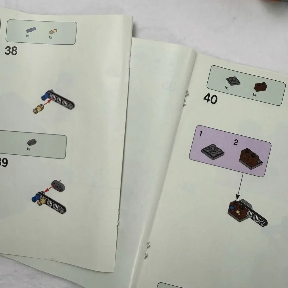 LEGO Minecraft The Abandoned Mine 21166 Manual - No Box - Missing one piece